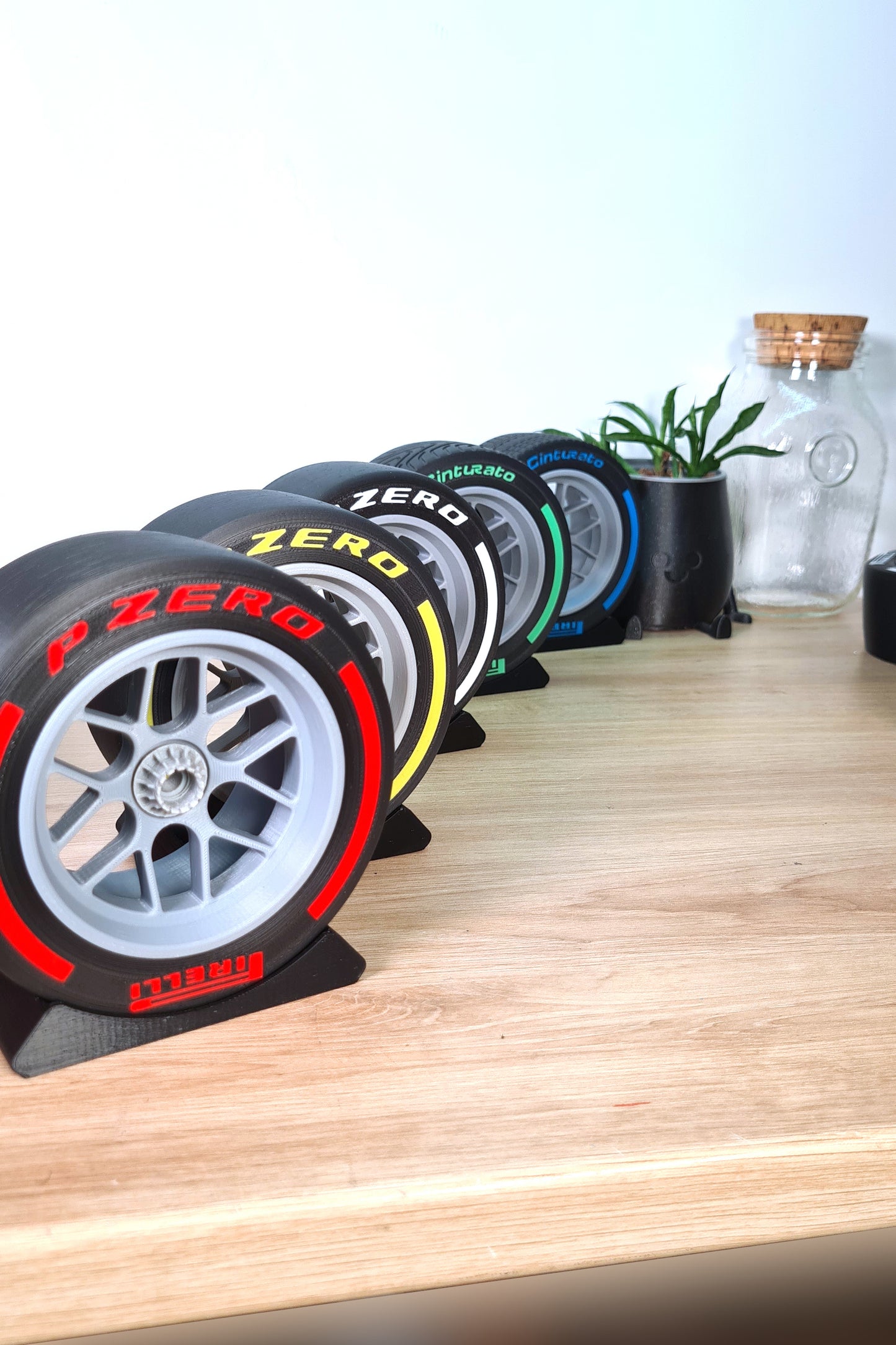 Réplique de pneu et de jante F1 - Soft - Medium - Hard - Inter - Wet - 125 mm - 5"