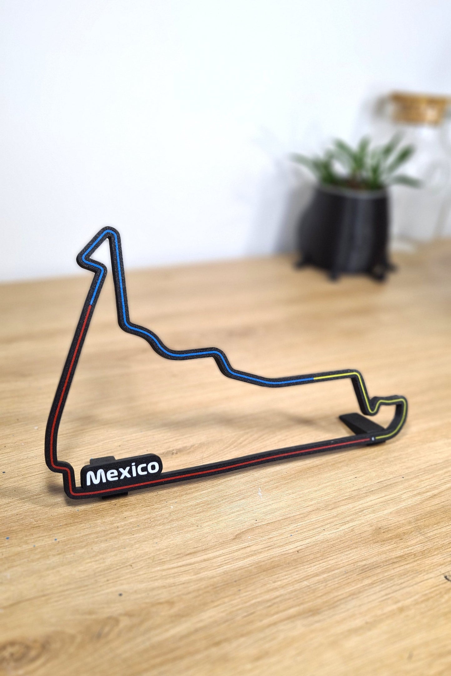 Mexico Formula 1 Grand Prix 3D track replica with colored lines, F1 fan desktop decor.