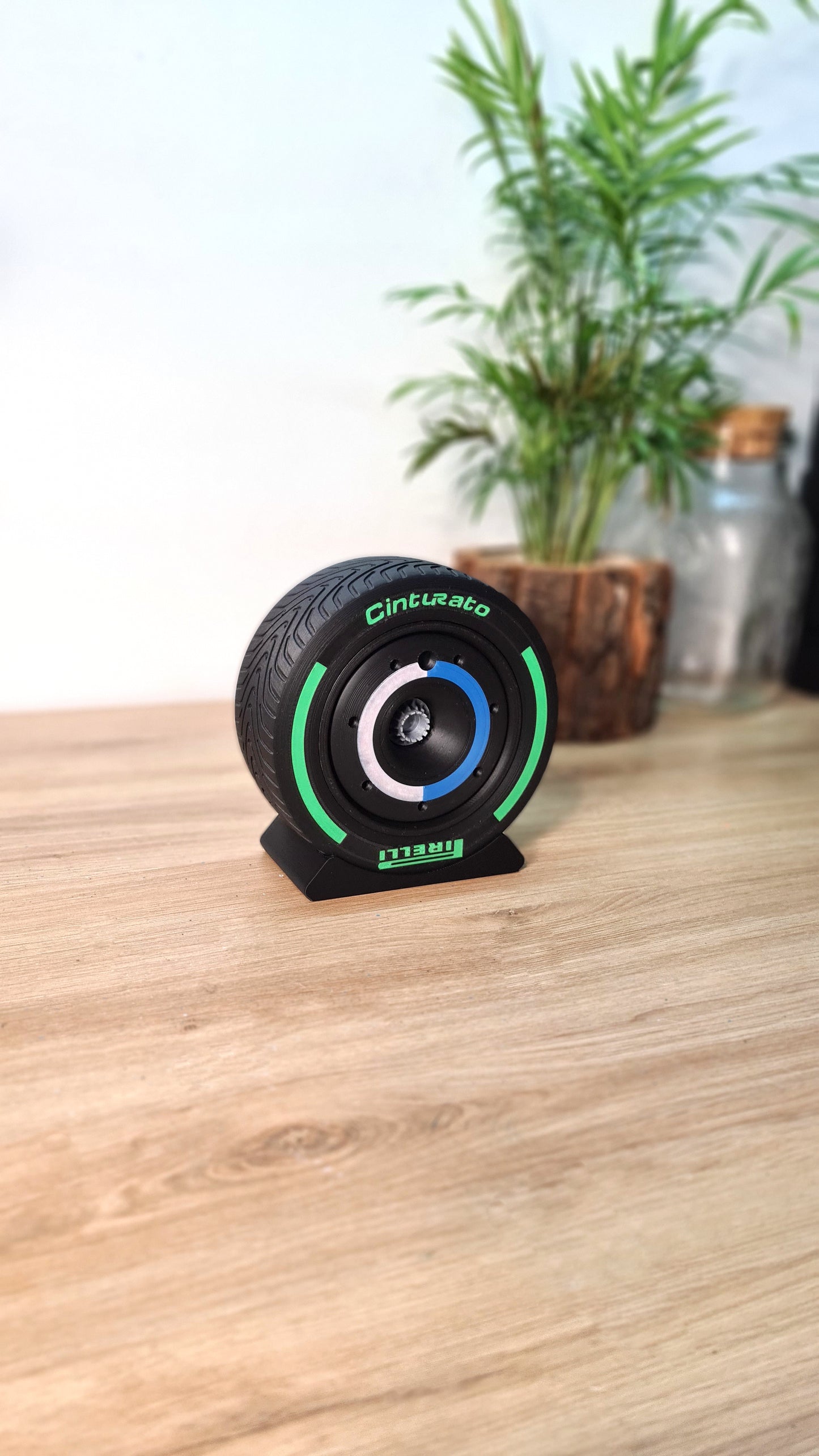 Customizable F1 Wheel - ALL TEAMS - Tyre, Rim Cover and Nut - 5 VERSIONS