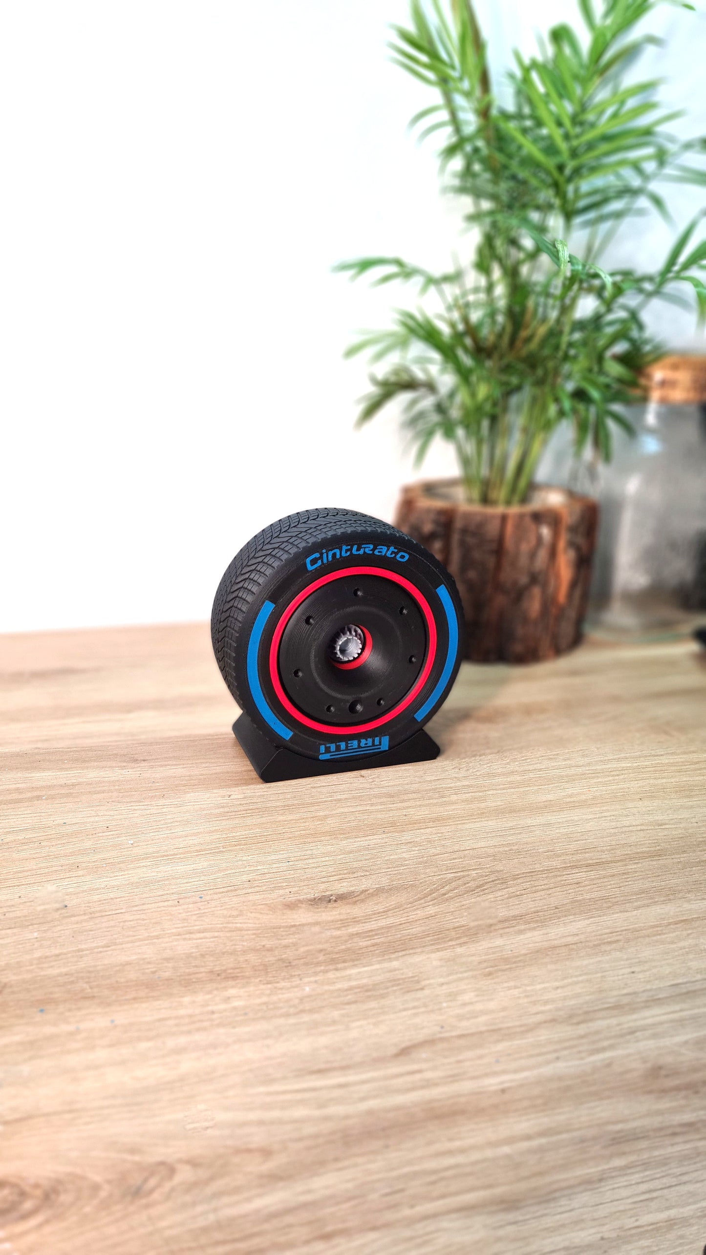 Customizable F1 Wheel - ALL TEAMS - Tyre, Rim Cover and Nut - 5 VERSIONS