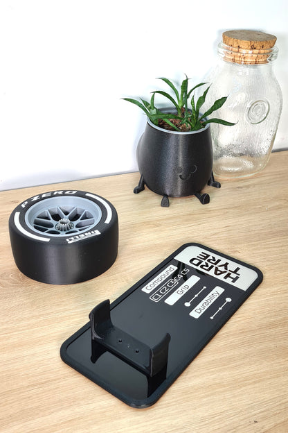 F1 Tyre and Rim Replica WITH specs panel - Wet