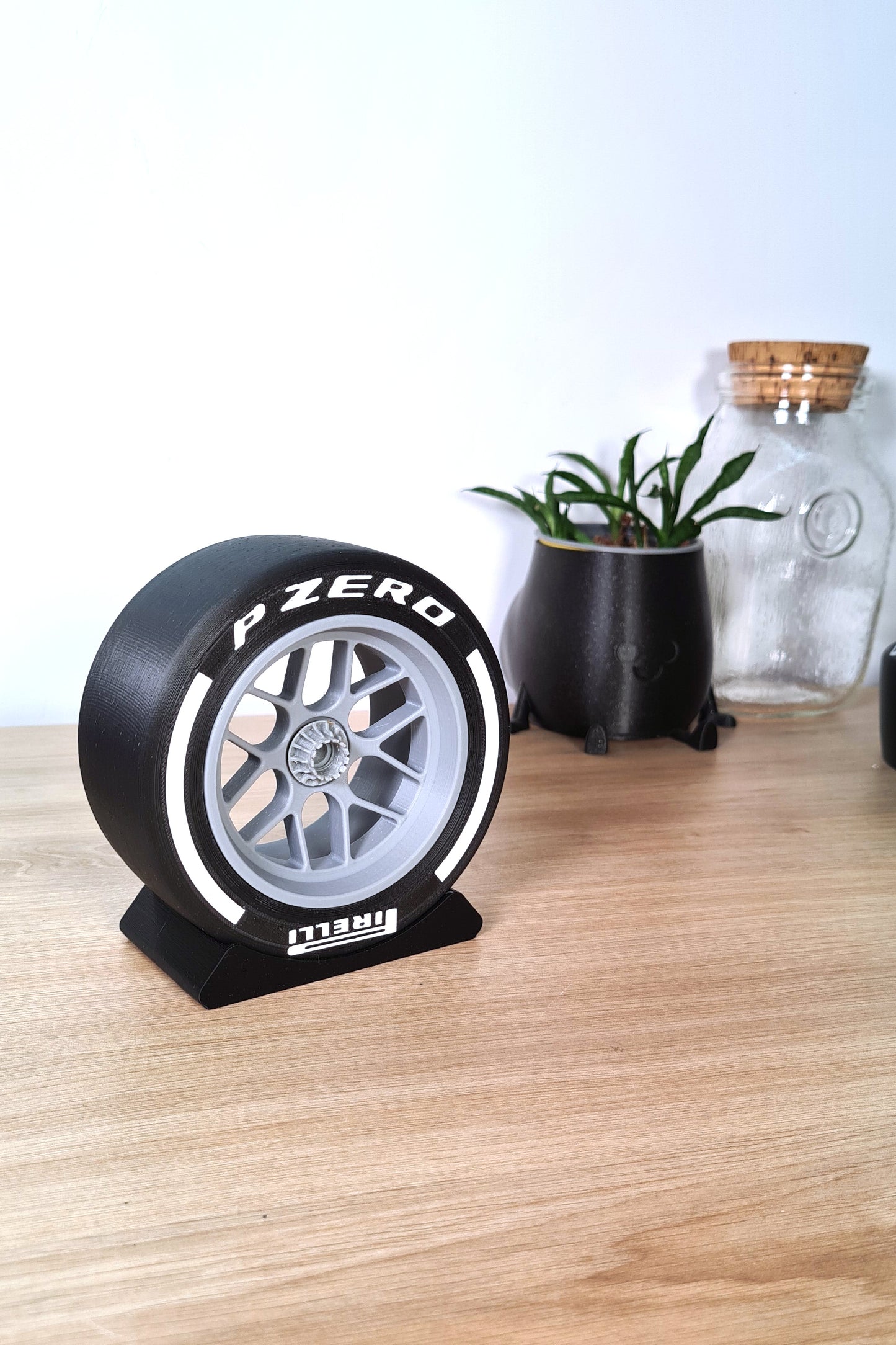 COMPLETE SET - F1 Tyre and Rim Replica - 🔴🟡⚪🟢🔵 - 125mm - 5"