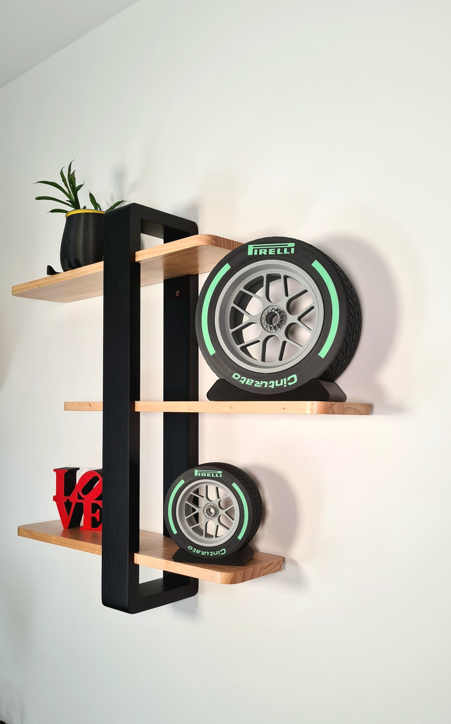 Customizable F1 Wheel - XL 1:3 SCALE - Inter - 200mm - 8in