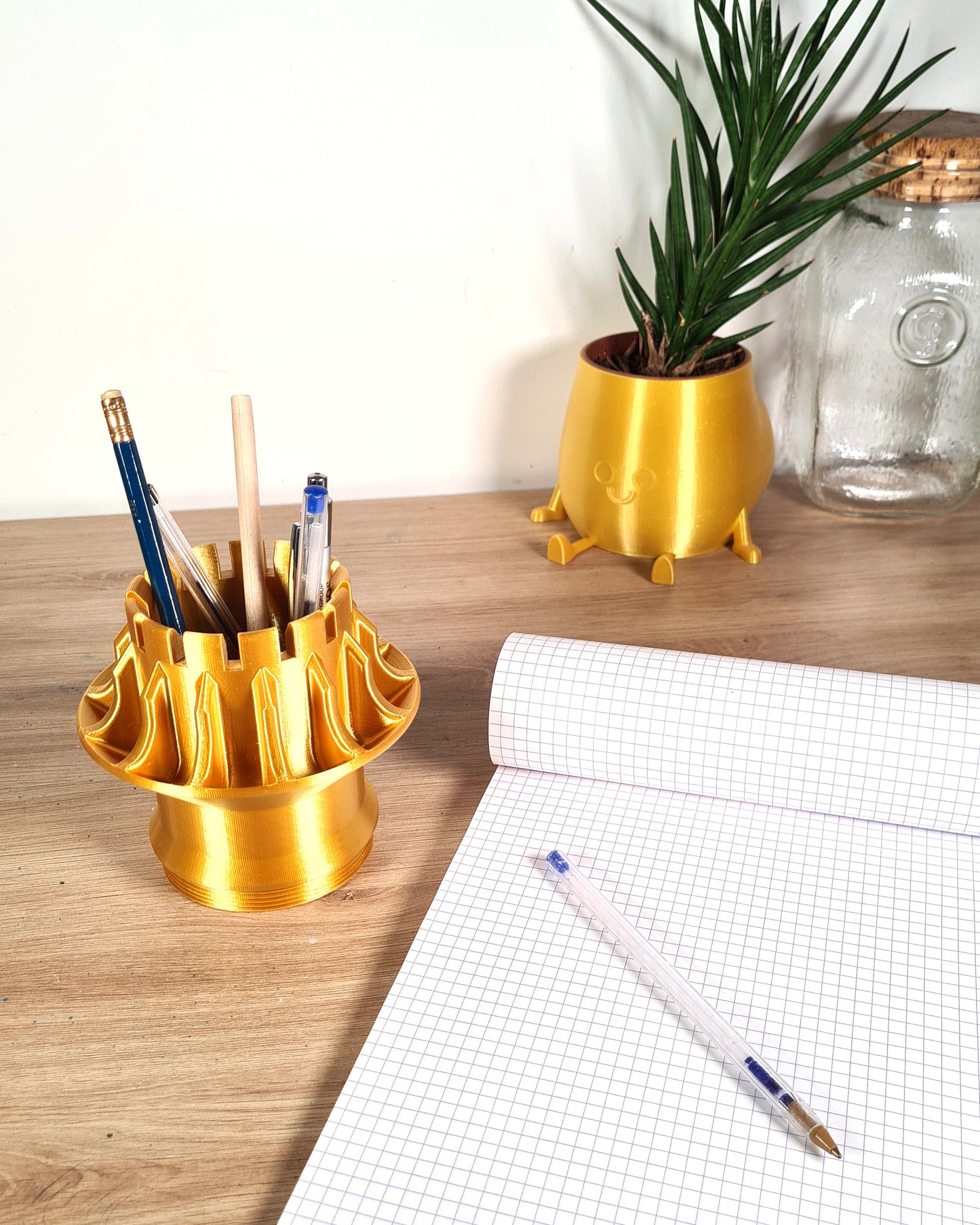 F1 Wheel Nut Pen Holder | F1 Center Lock Nut Desk Organizer