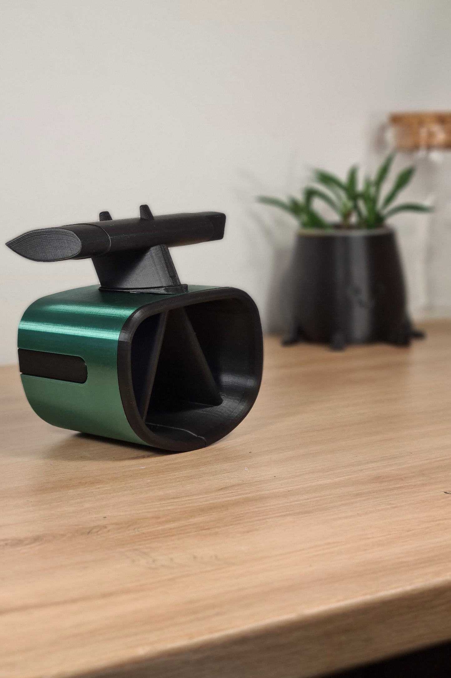 Green and black 3D printed F1 car nose and front wing desk organizer, unique F1 fan gift.