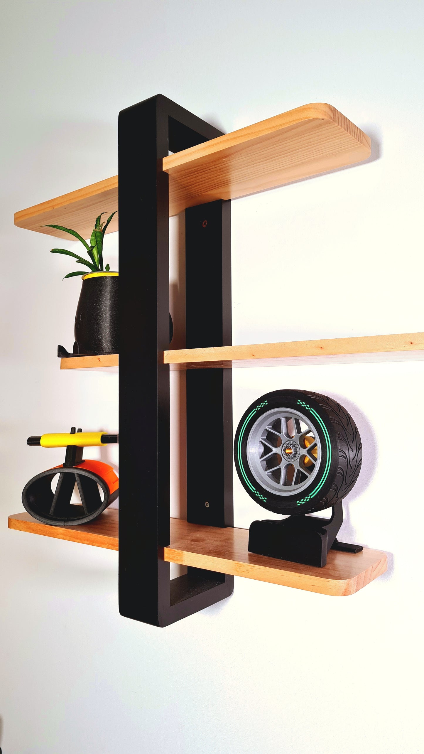Customizable F1 INTER Tyre - Wheel Replica — Green Edition 2026
